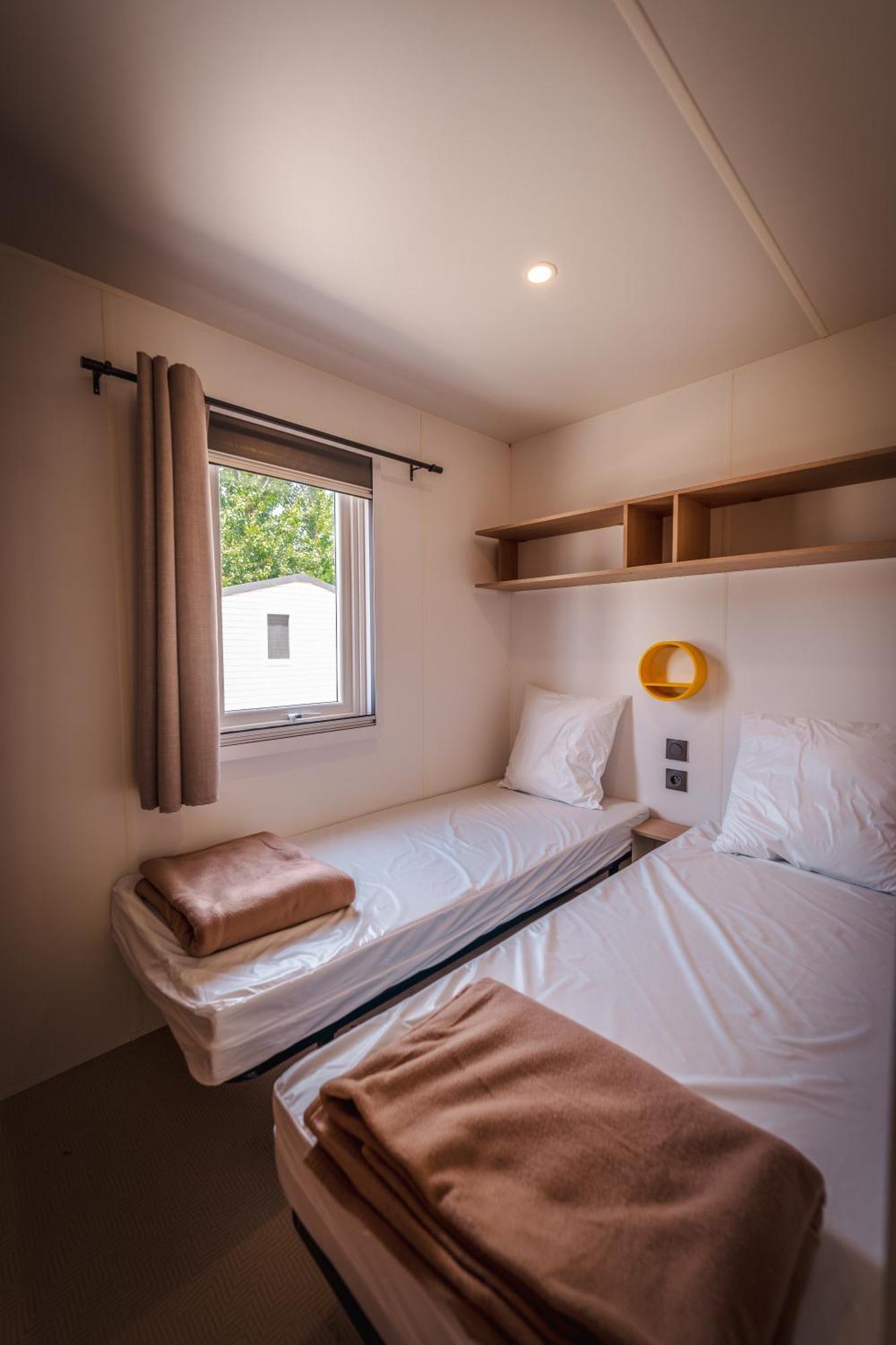 Camping Le Roucan West Vias Esterno foto