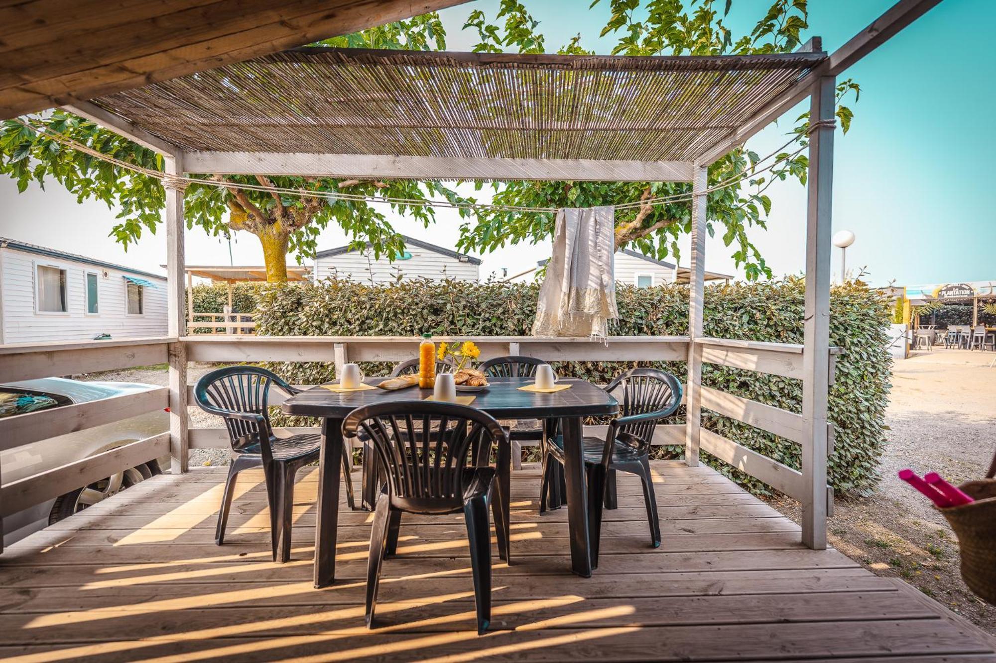Camping Le Roucan West Vias Esterno foto