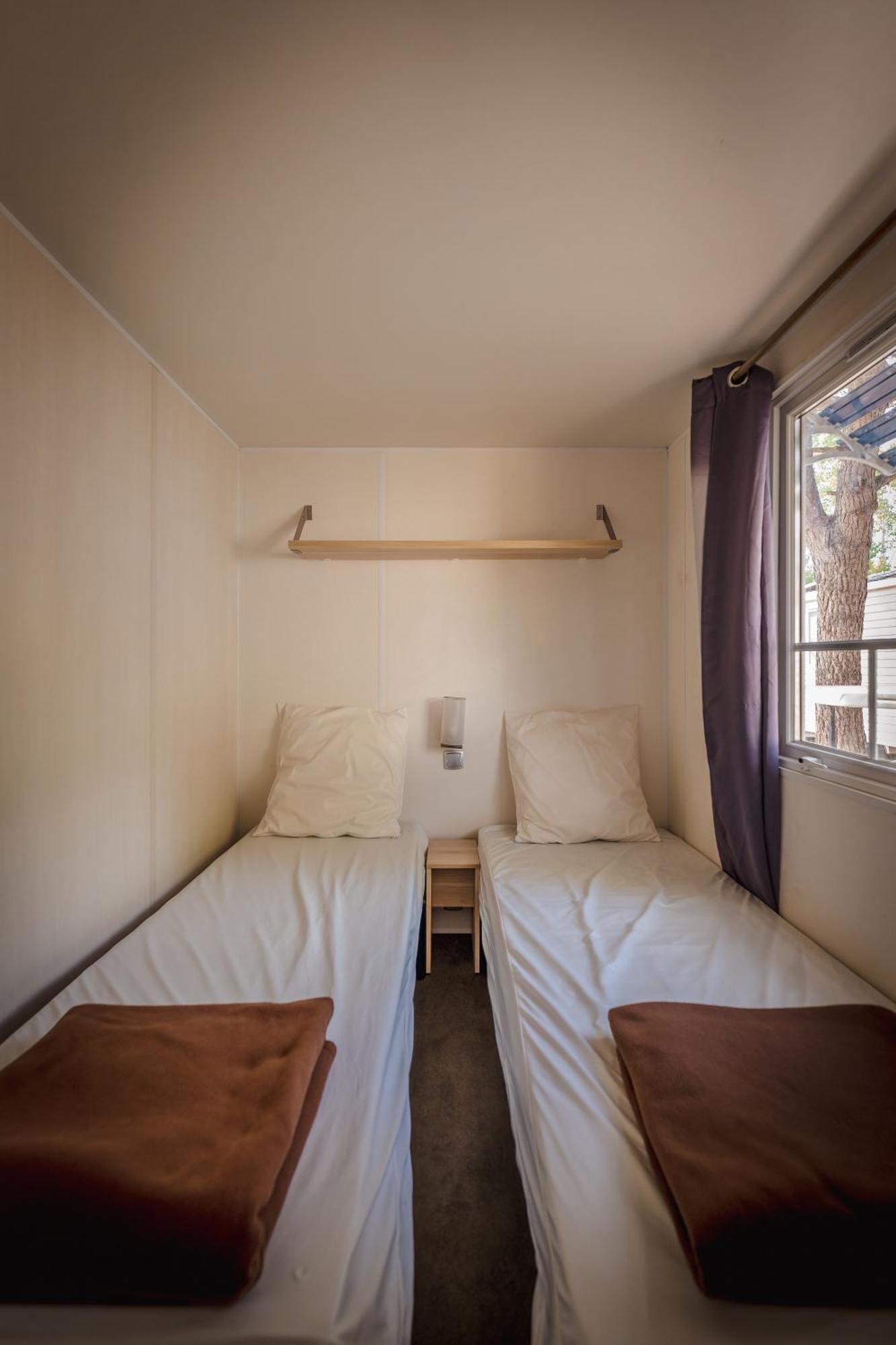 Camping Le Roucan West Vias Esterno foto