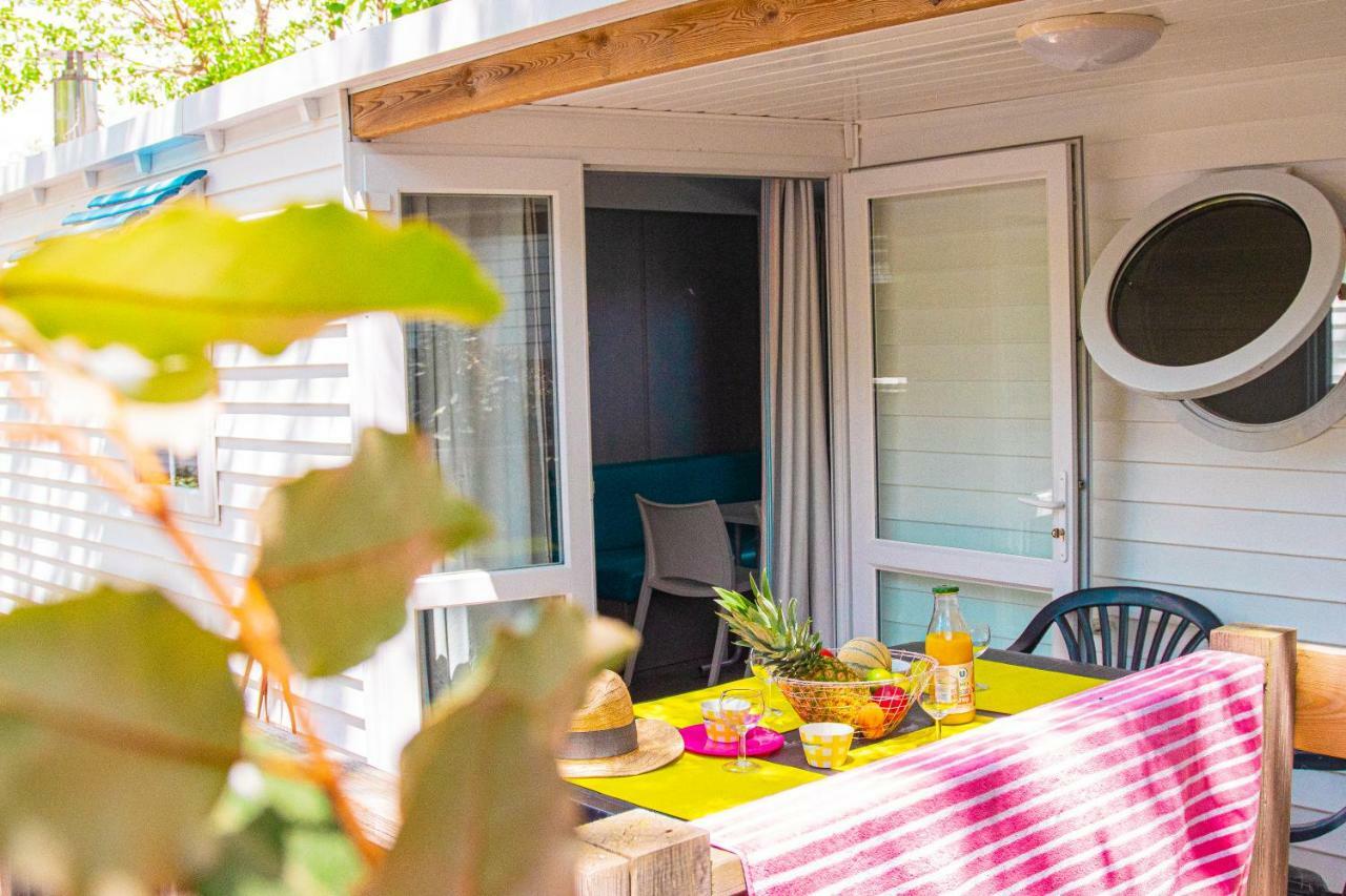 Camping Le Roucan West Vias Esterno foto